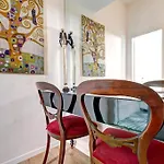 Dizi 242 - By Beach Apartments Tlv