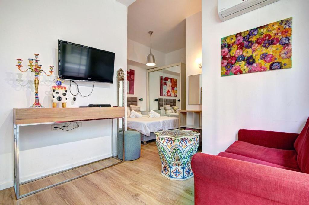 Dizi 242 - By Beach Tlv Tel Aviv
