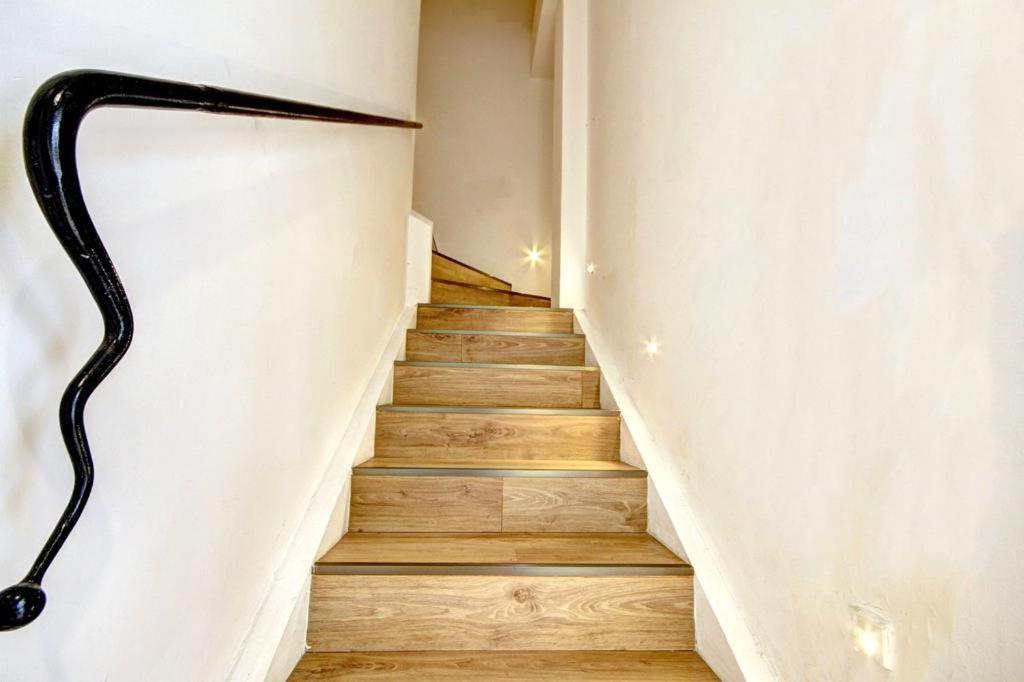 Dizi 242 - By Beach Tlv Apartment Tel Aviv